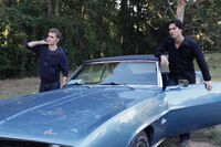 2x08 Rose-Stefan-Damon-04