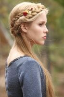 3x08 Ordinary People-Flashback-Rebekah-05