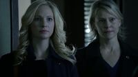 6X12-27-Carolineliz