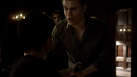 TVD220-050~Damon~Elena-Stefan