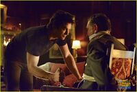 The-vampire-diaries-promised-land-exclusive-photo-damon-01