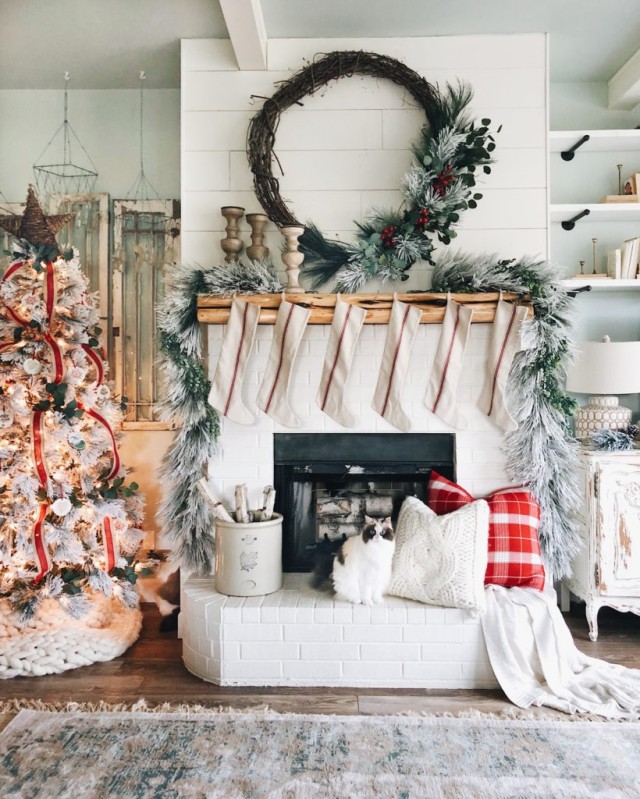 Farmhouse Christmas Wreath