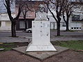 Español: Busto en homenaje al dramaturgo y periodista uruguayo Florencio Sánchez, en la Plazoleta que lleva su nombre en diagonal 75 (Florencio Sánchez, por Ordenanza Nº 1137 del año 1948) esquina 22.