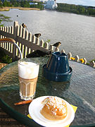 Enjoying a latte in May 2006