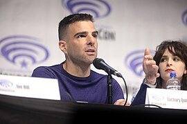 Zachary Quinto (33662329378).jpg