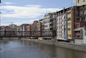 Català: El pont de ferro i el riu Onyar Italiano: Il ponte di Ferro e il fiume Onyar.