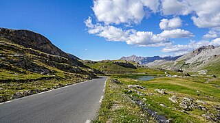 Route-lac-Eissaupres-col-Bonette.jpg