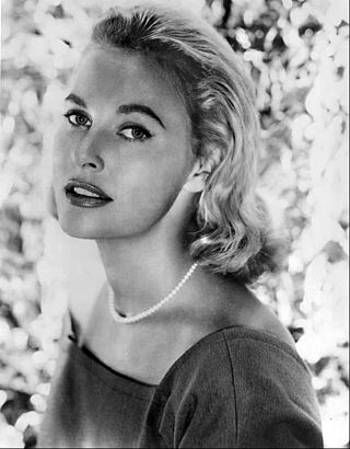 Lola Albright, 1962