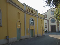 Capergnanica teatro.JPG