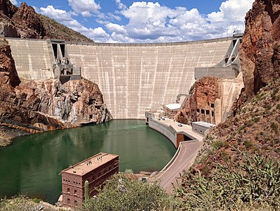 Theodore Roosevelt Dam, Arizona Photograph: Nhartmannphotos