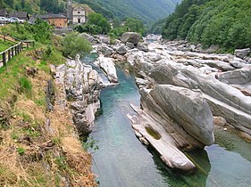 Fiume Verzasca in Valle Verzasca