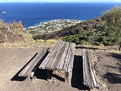 Area attrezzata Stromboli.jpg