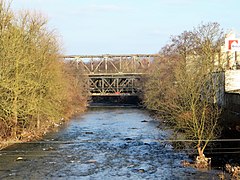 Doppelstock-Eisenbahnbrücke.JPG