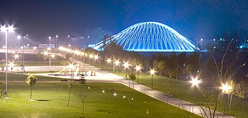 Parque del Ebro por la noche