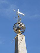 Cadran solaire du monument J-C Houzeau de Lehaie.