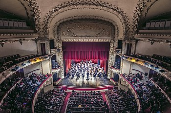 5. Interior of the Municipal Theater of Tunis Photograph: Ihebezziaer