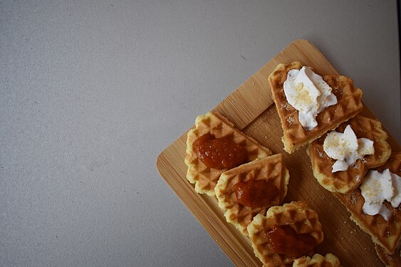 A cookie plate