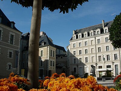 Place Saint-Eloi