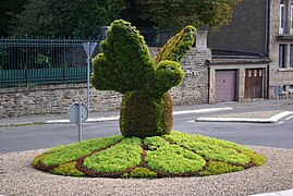 Français : Composition sur un rond-point. Deutsch: Fougeres, Kreisverkehr.