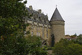 Rochechouart-Schloss 18.JPG