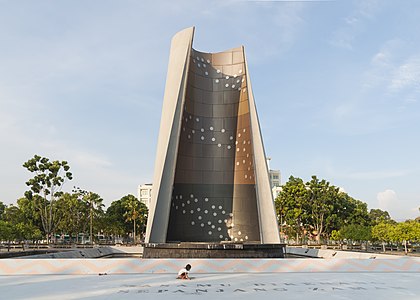 Kota Kinabalu, Sabah: Monument of the Heroes (Tugu Pahlawan)