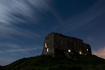 Dunamase near Portlaoise, County Laois Photograph: Rafal Zabron Licensing: CC-BY-SA-4.0