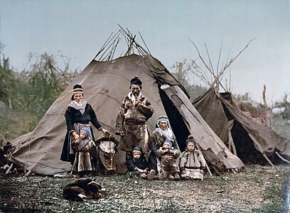 1900 Saami Family 1900