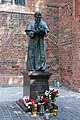 English: Monument of Pope John Paul II in Toruń Polski: Pomnik Jana Pawła II w Toruniu