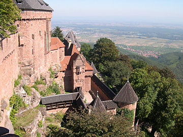 Vue sur l'entrée principale