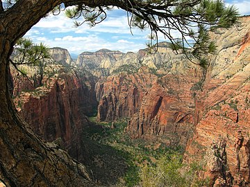 North view from Angels Landing