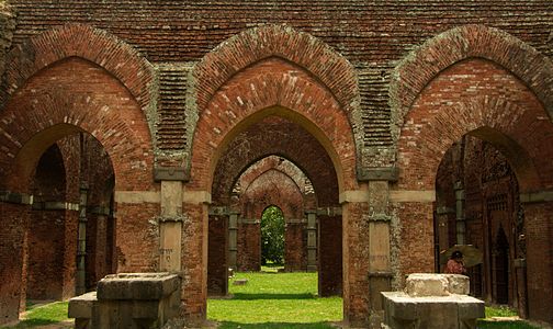 Inside view of Darasbari Mosque, a historic mosque that was built in 1479 AD. Photograph: Foysal.aman Licensing: CC-BY-SA-4.0