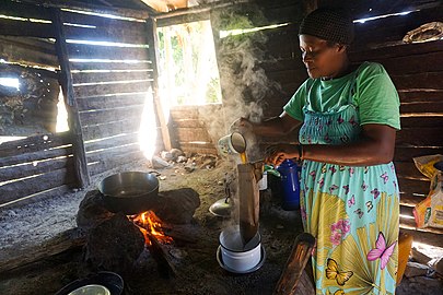 kafe peyi kap koule nan yon gode tòl. Photographer : Ccini06