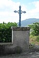 Croix (près de l'église).