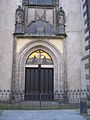 English: Door at castle cathedral in Wittenberg with the [95 theses