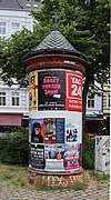 Historical advertising column in Hamburg-Neustadt, Großneumarkt.