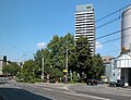 Kaiserplatz mit Hochhaus