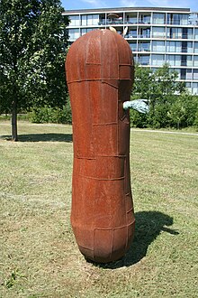 Sjoerd(menhir).jpg