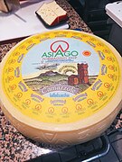 Asiago cheese 1.jpg