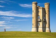 Першае месца: Broadway Tower in Cotswolds, England. Newton2 (CC-BY-2.5)