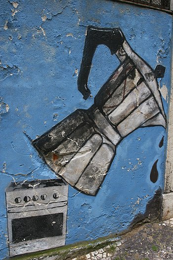 Moka pot by Alfonso Bialetti, graffiti