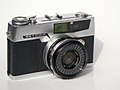 Petri 7 rangefinder camera