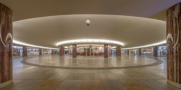 The Opernpassage in Innere Stadt, Vienna Photograph: Thomas Ledl Licensing: CC-BY-SA-4.0