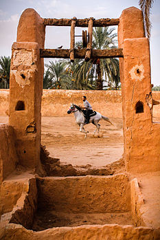 Tenimirine tower in El Atteuf, Ghardaïa Province built by the mozabit Photograph: Zyc64 Licensing: CC-BY-SA-4.0