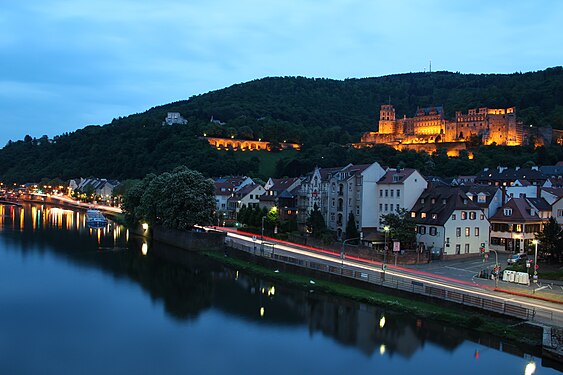 Light trails along the Neckr´s riverside.