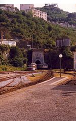 Ausfahrt eines Zuges aus dem Bahnhof von Bastia