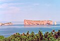 The rock and the Percé cliff.