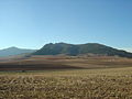 Campo de la batalla de Mendaza. Visto desde el Este, desde Mendaza. Asarta enfrente. Nazar al fondo a la izquierda y detrás la sierra de Codés