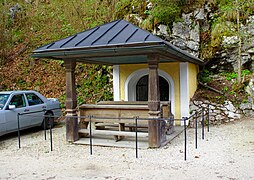 Schönau Roadside Shrine.jpg