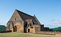 1895) Chapelle du château de Beynac, Dordogne. 13ème siècle, toit de lauzes. 18 août 2013