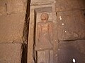 Statue de Néferbaouptah apparaissant dans le vestibule de son mastaba